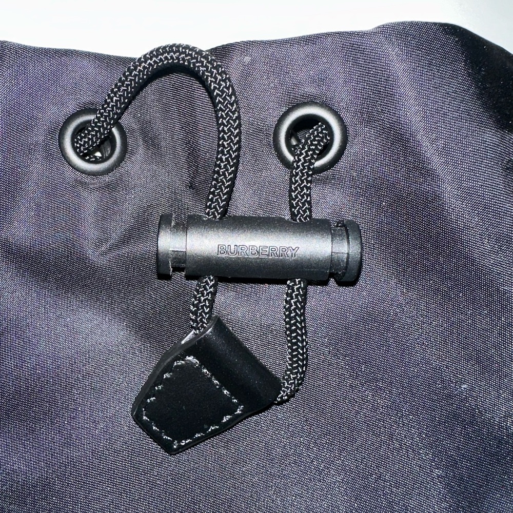 Burberry Travel Drawstring Pouch - Picture 2 of 6